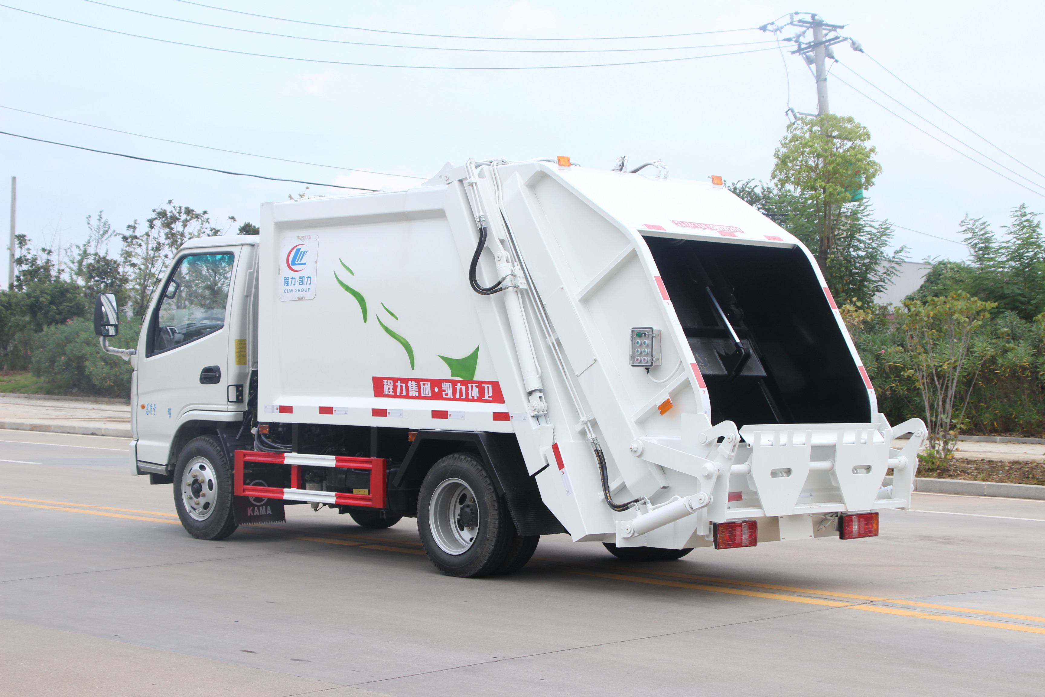 �P�R�{�� 4�����s����܇