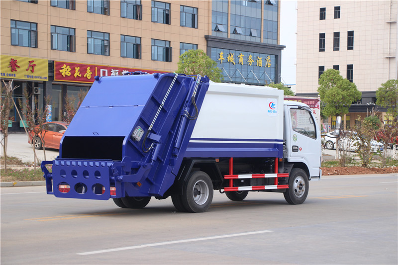 �|�L(f��ng)С������ 5.5�����s����܇