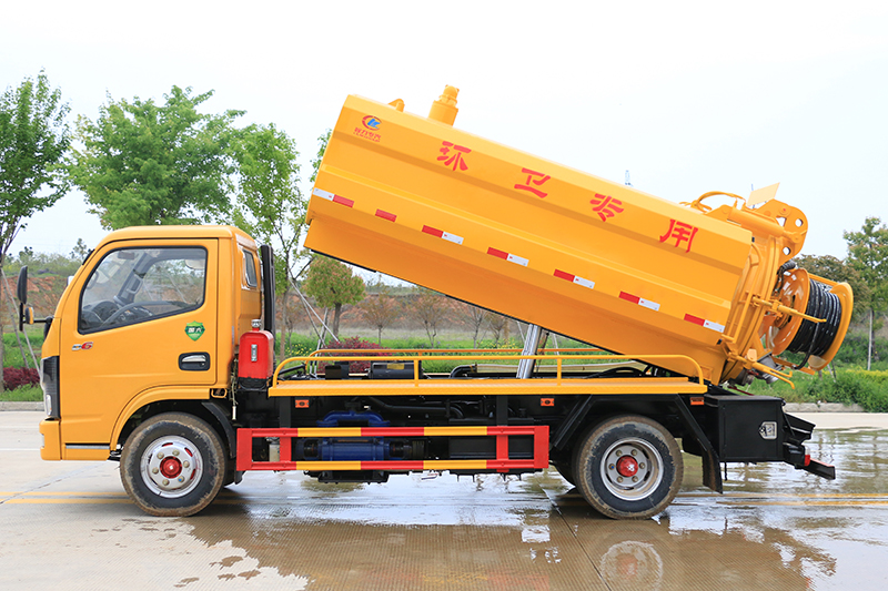 �����|�LС������5����ϴ����܇