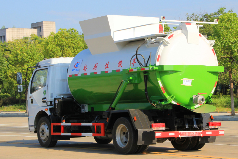 �����|�L(f��ng)������� 6�� �͏N����܇