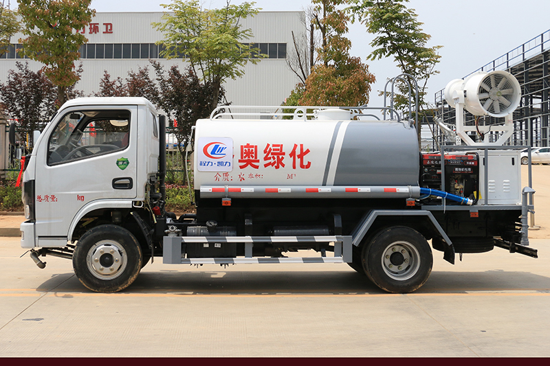 �����|�L(f��ng)С���� �{(l��n)�� 4�� ���F܇